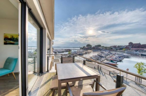 Müritz Utkiek - 5-Sterne Wohnung mit Seeblick & Balkon, Waren / Müritz